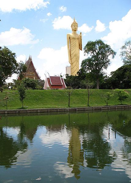 Phra Phuttharattanamongkhon Maha Muni or Luang Pho Yai, Wat Burapha Phiram (Wat Hua Ro)