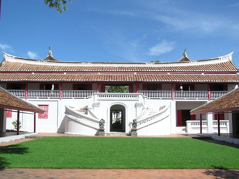 The Na Songkhla family's residence, now used as the Songkhla National Museum