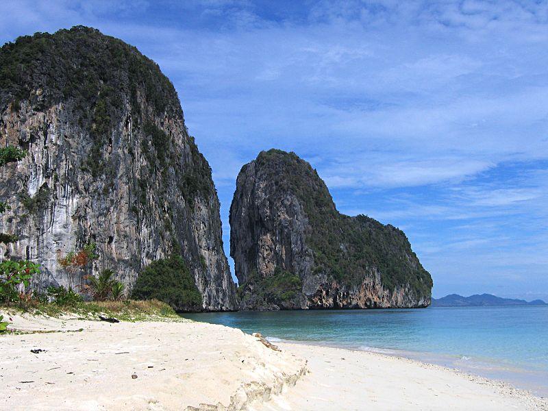 Ko Lao Liang Phi in Mu Ko Phetra National Park